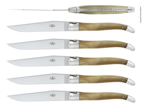 Zes messen, Licht hoornen handvat, gepolijst, Tradition - Forge de Laguiole