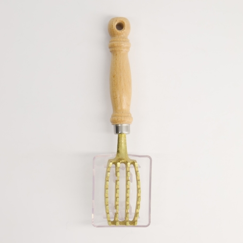 Japanse visschubben in messing