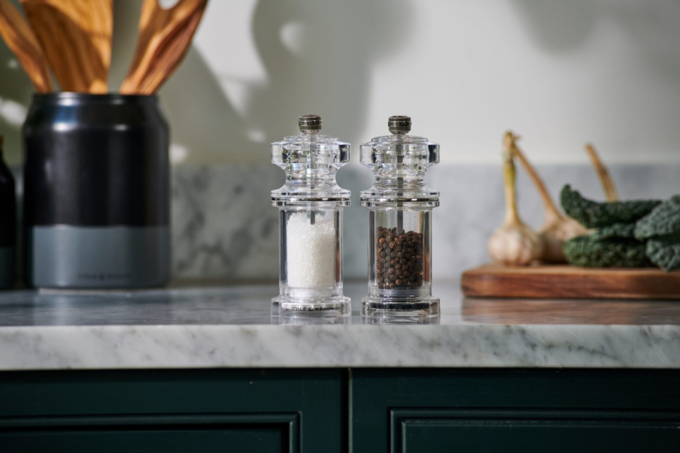 Milliner Set 605, Acryl - Cole & Mason