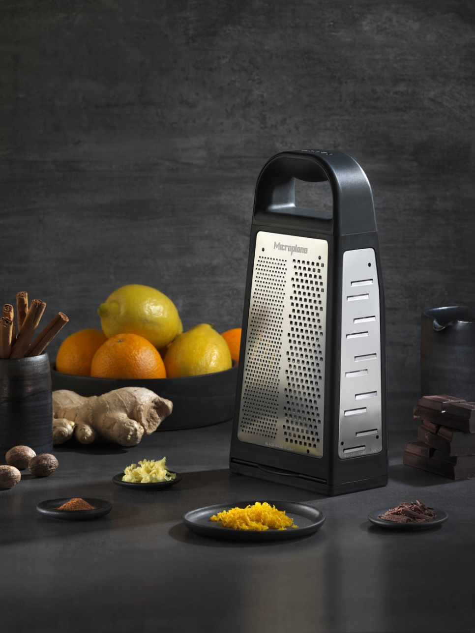 Vierzijdige doosribben met opvang - Microplane Vierzijdige doosribben met opvang - Microplane