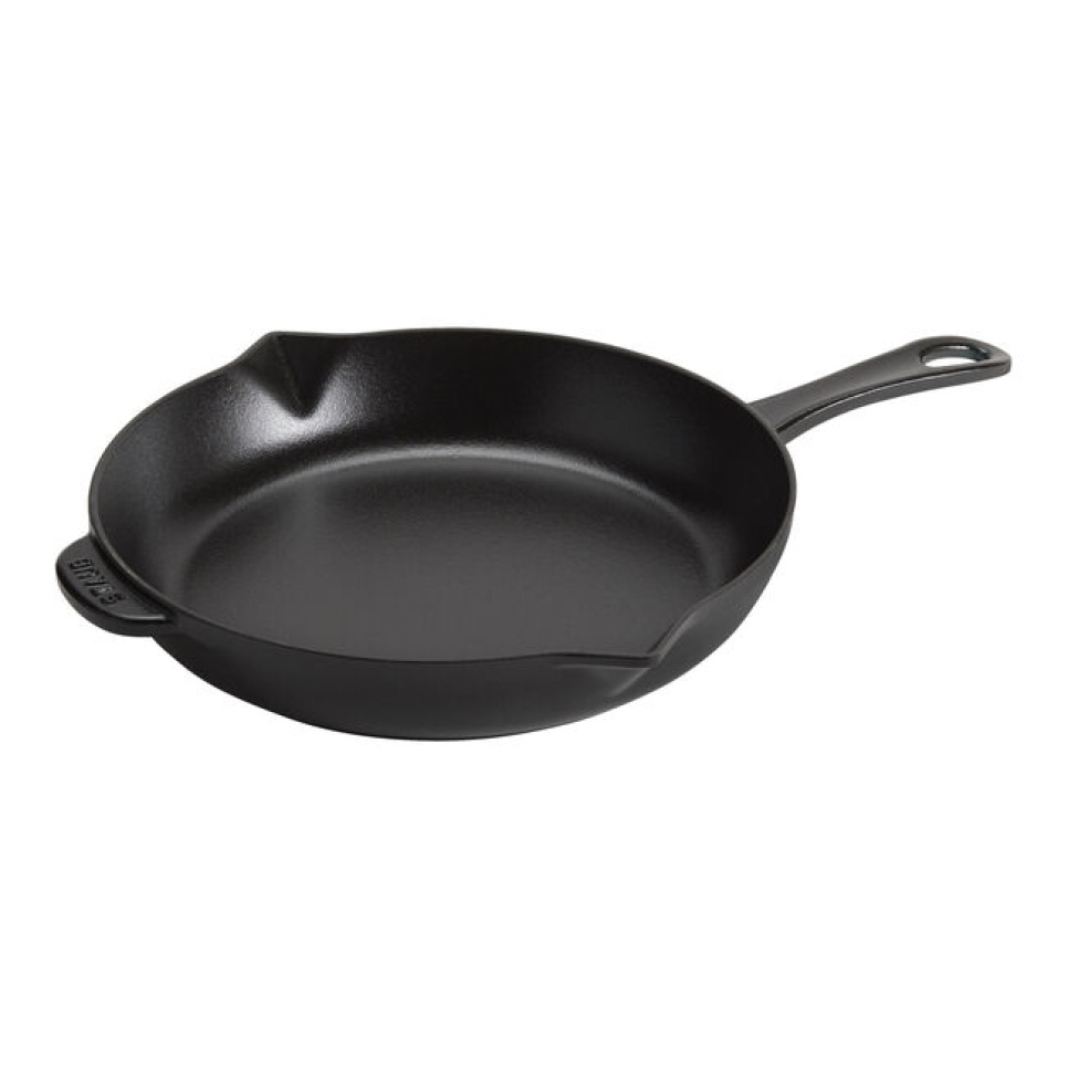 Koekenpan van Gietijzer, 26 cm - Staub in de groep Koken / Koekenpan / Koekenpan bij The Kitchen Lab (1418-12950)