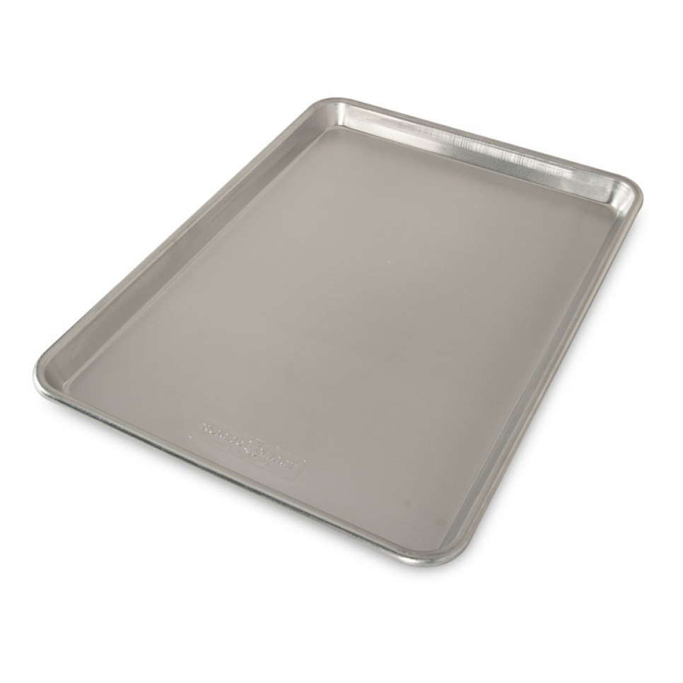 Bakplaat in aluminium, half plaat, naturals - Nordic Ware in de groep Koken / Ovenschalen & Gastronorms / Bakplaten & bladen bij The Kitchen Lab (1422-27575)