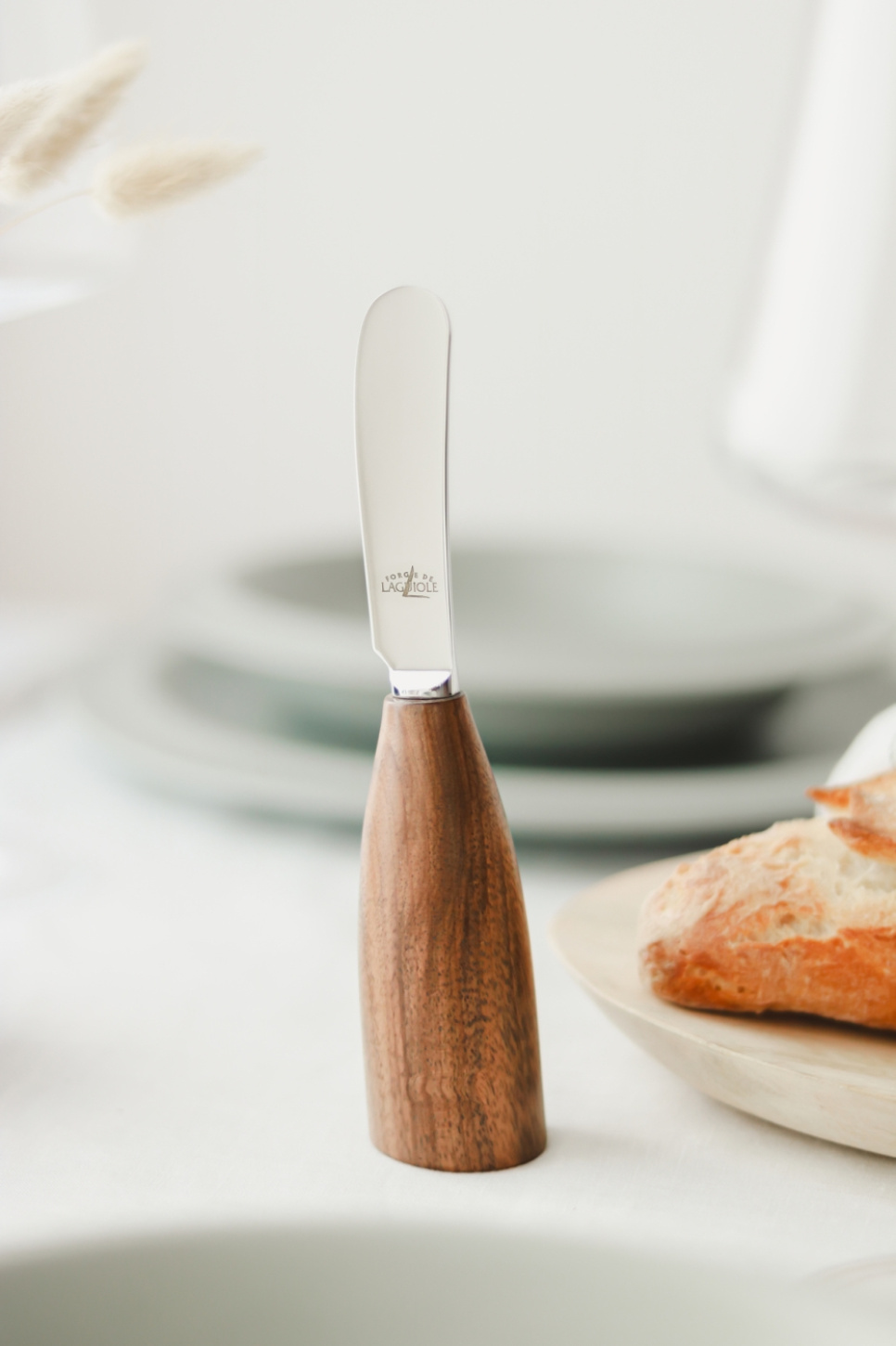 Botermes met walnoten handvat, Lou Bure - Forge de Laguiole