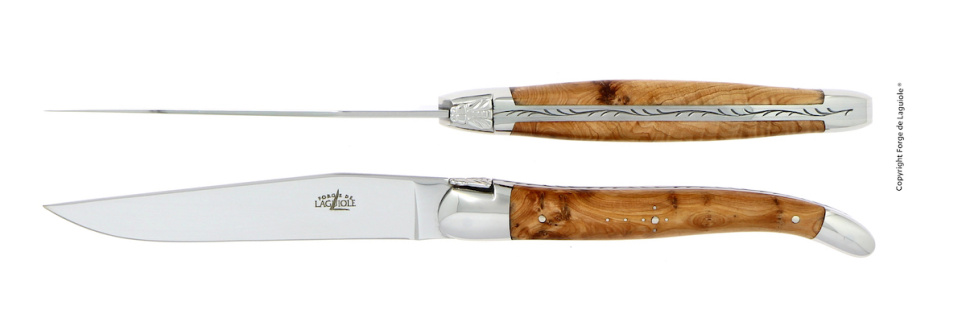 Twee messen, Handvat van En, gepolijst, Tradition - Forge de Laguiole in de groep Tafelschikking / Bestek / Messen bij The Kitchen Lab (1446-32890)