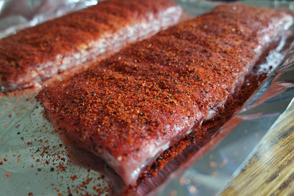 Hardcore Carnivore Red, rub voor varkensvlees/kip/BBQ, 312 g - Jess Pryles Hardcore Carnivore Red, rub voor varkensvlees/kip/BBQ, 312 g - Jess Pryles