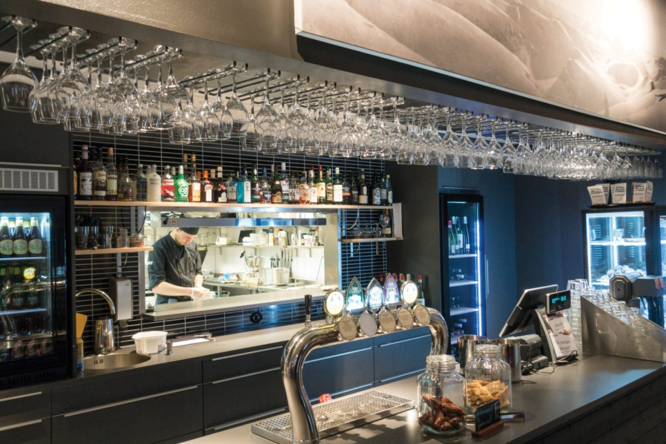 Glasrek voor plafondmontage - Lido Glasrek voor plafondmontage - Lido