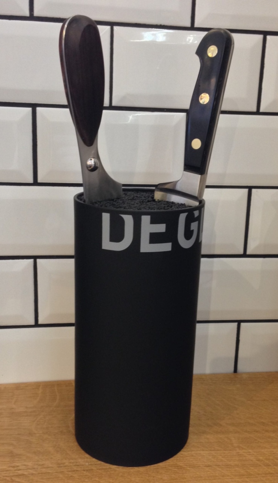 Ronde messenstandaard 22x11cm, Zwart - Déglon in de groep Koken / Keukenmessen / Mes opslag / Messen rekken bij The Kitchen Lab (1525-14233)