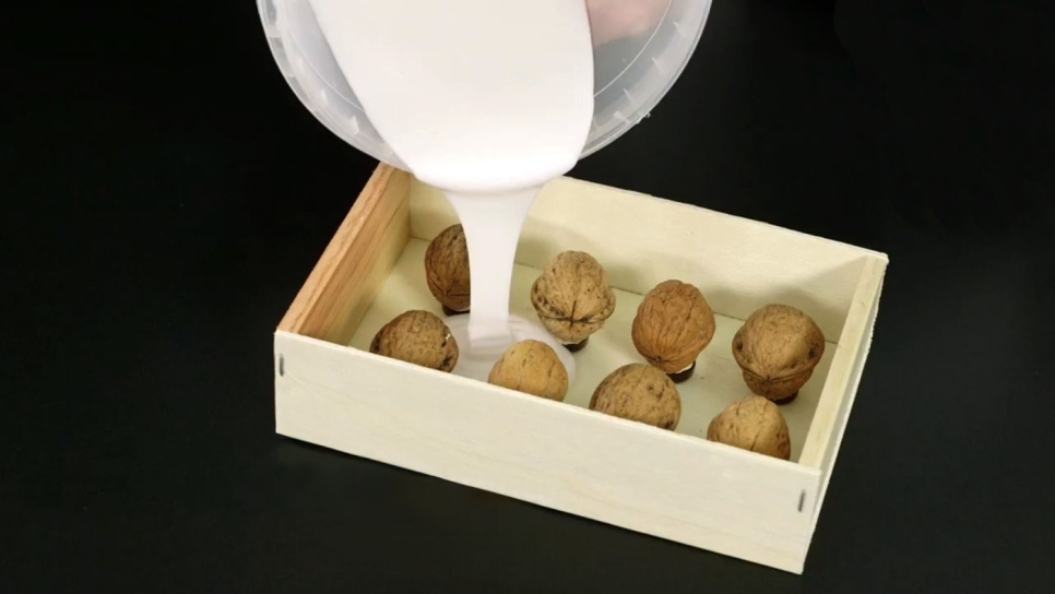 Oh! Gietvorm! Maak je eigen siliconen mal - 100% baas Oh! Gietvorm! Maak je eigen siliconen mal - 100% baas