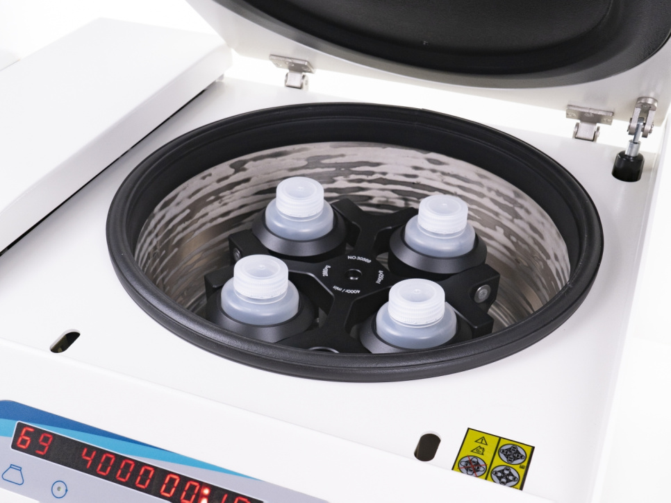 CentriCook Chiller, Centrifuge voor koken en drinken met koelfunctie - 100% Chef CentriCook Chiller, Centrifuge voor koken en drinken met koelfunctie - 100% Chef