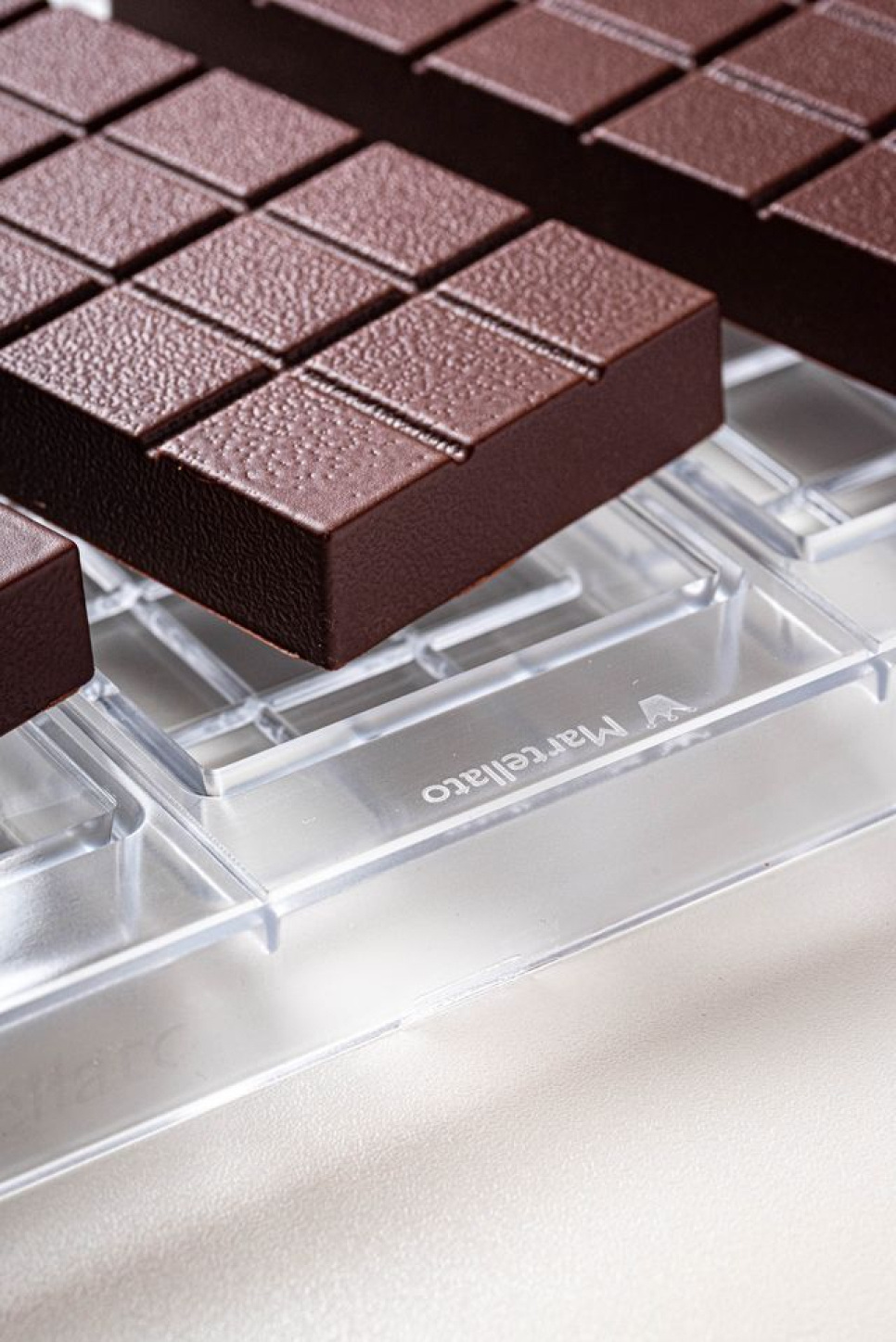 Chocolade taartvorm, Yummy, 21MA2034 - Martellato Chocolade taartvorm, Yummy, 21MA2034 - Martellato