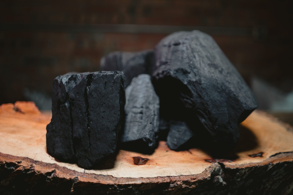 Barbecue houtskool, Chunx XL - Houtskool van hardhout, 15,88 kg - Jealous Devil Barbecue houtskool, Chunx XL - Houtskool van hardhout, 15,88 kg - Jealous Devil