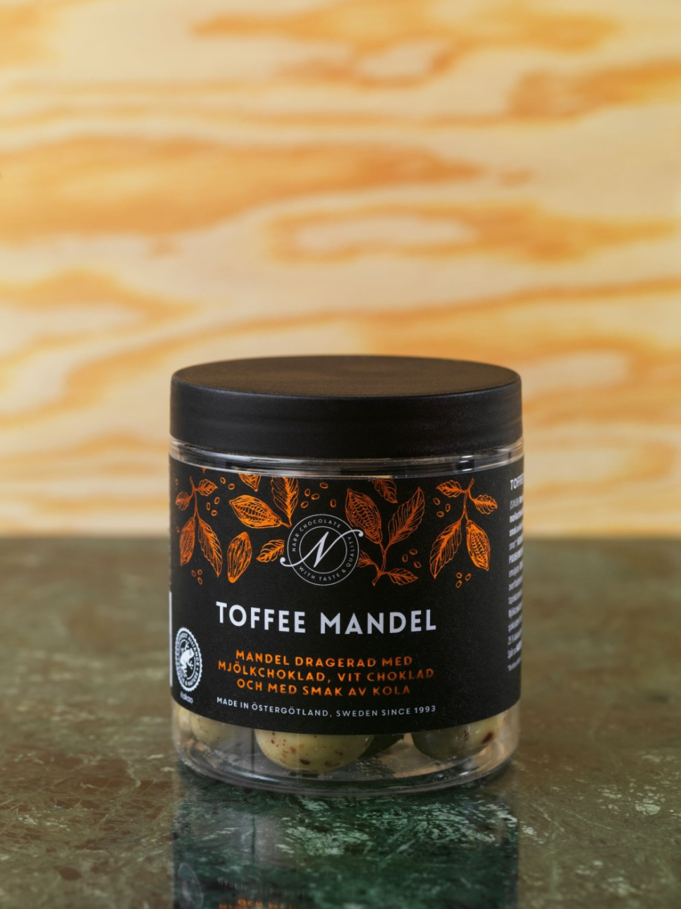 Toffee amandel, 150g - Narr Chocolate in de groep Koken / Koloniaal bij The Kitchen Lab (2070-26796)