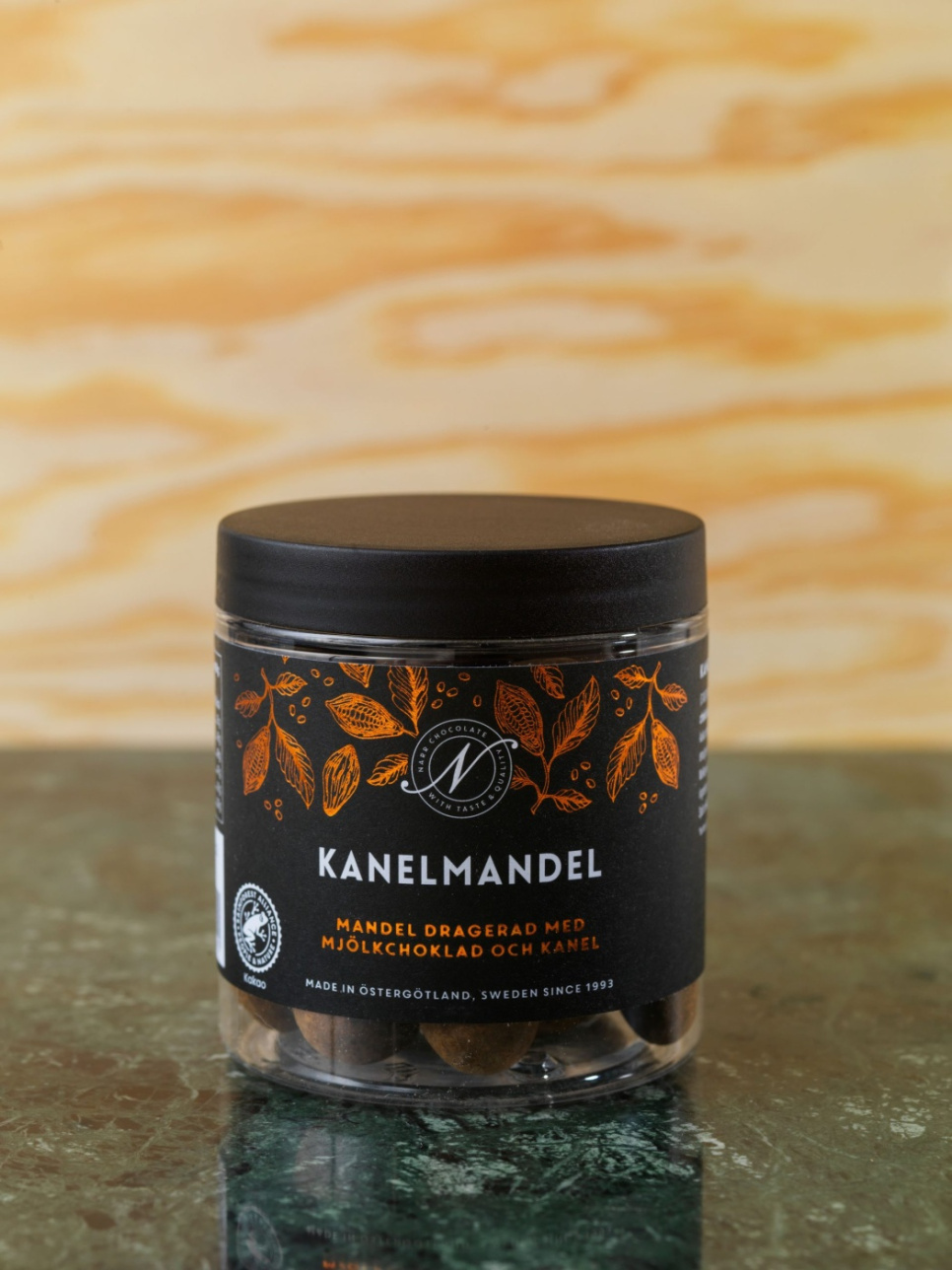 Kaneel amandelen, 150g - Narr Chocolate in de groep Koken / Koloniaal bij The Kitchen Lab (2070-26801)