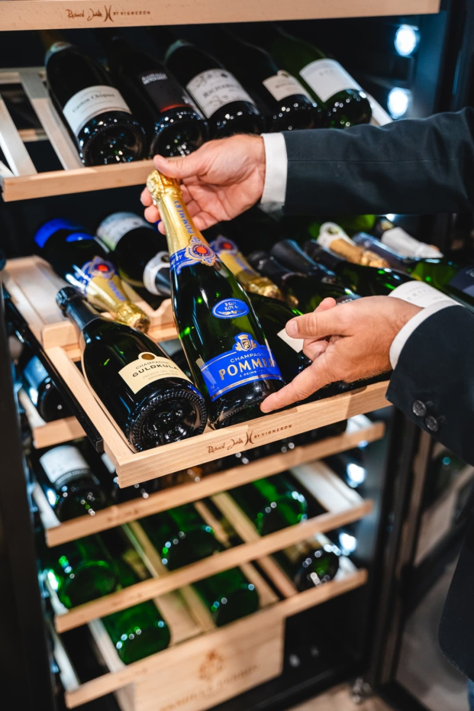 Champagneplank Richard Juhlin VS200 - Vigneron