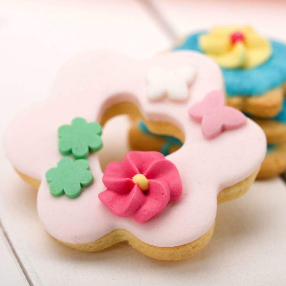 Peperkoekvorm, Bloem met hart, 6,5 cm - Westmark Peperkoekvorm, Bloem met hart, 6,5 cm - Westmark