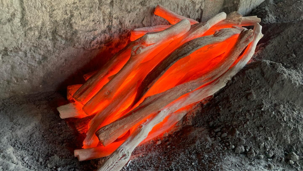 Houtskool, Kishu-Binchotan van Ubamegashi eik, ongeveer 1kg - Kisyu Sumikobo