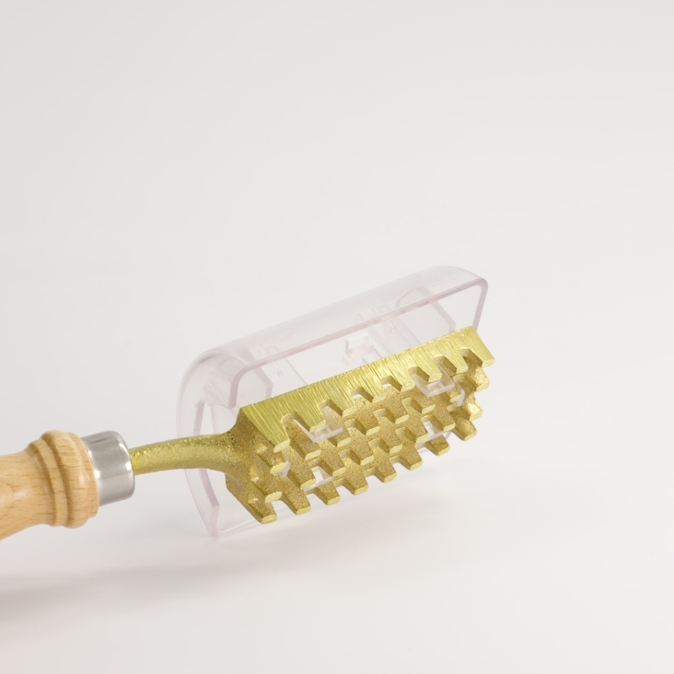 Japanse visschubben in messing