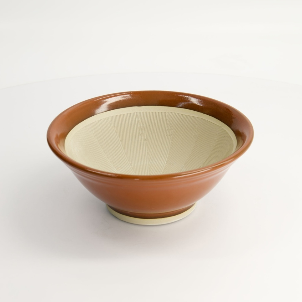 Japanse vijzel, Suribachi, Bruin 18,5 cm in de groep Koken / Keukengerei / Aziatische keuken bij The Kitchen Lab (2252-33135)