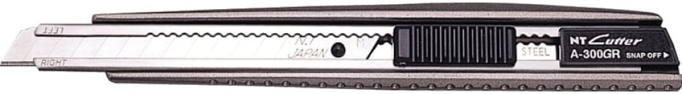 Afbreekmes uit Japan - NT Cutter A-300GR in de groep Bakken / Bakgerei / Deegsnijders & deegmessen bij The Kitchen Lab (2290-36294)
