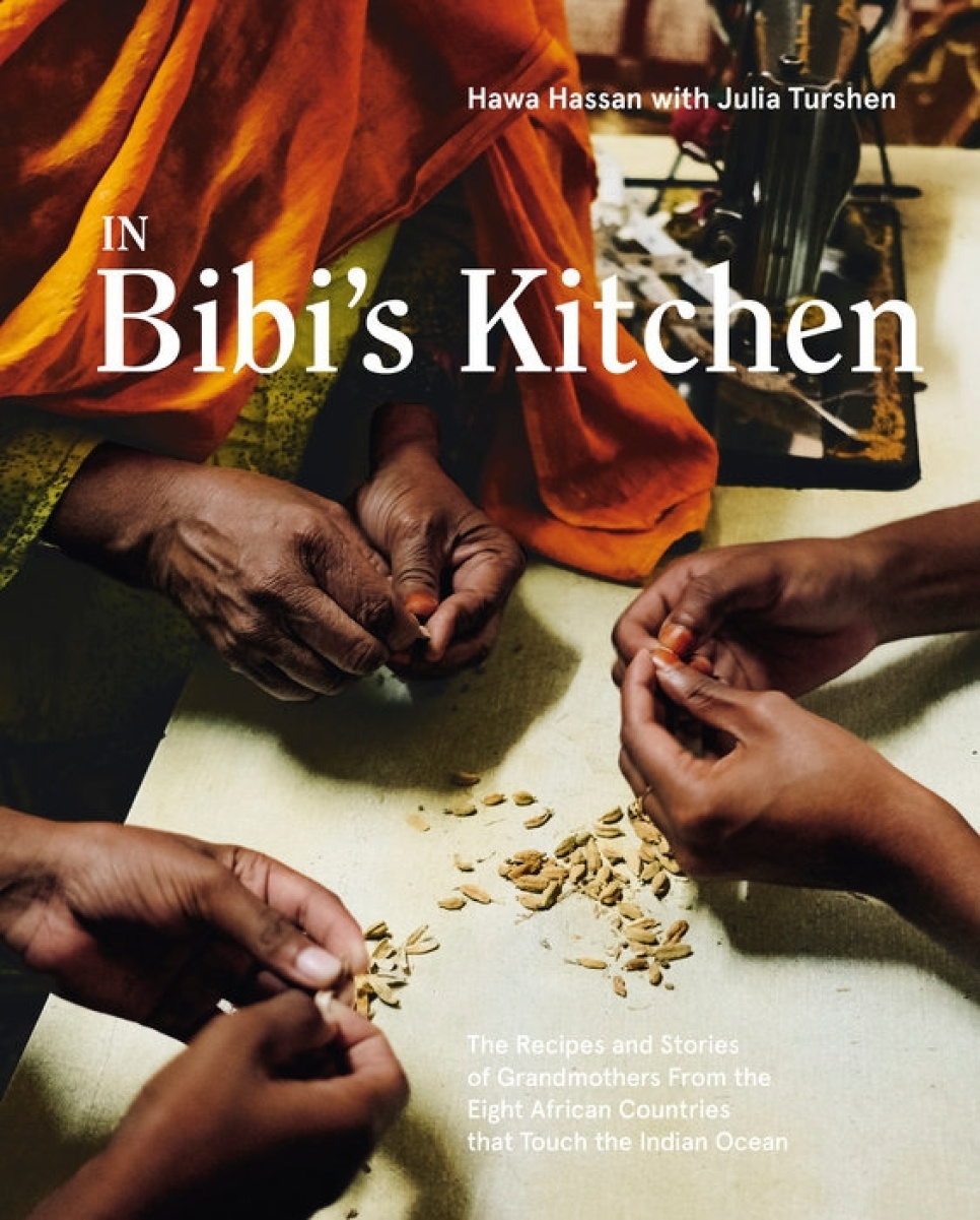 In Bibi´s Kitchen - Hawa Hassan, Julia Turshen in de groep Koken / Kookboeken / Nationale en regionale keukens / bij The Kitchen Lab (2304-36025)