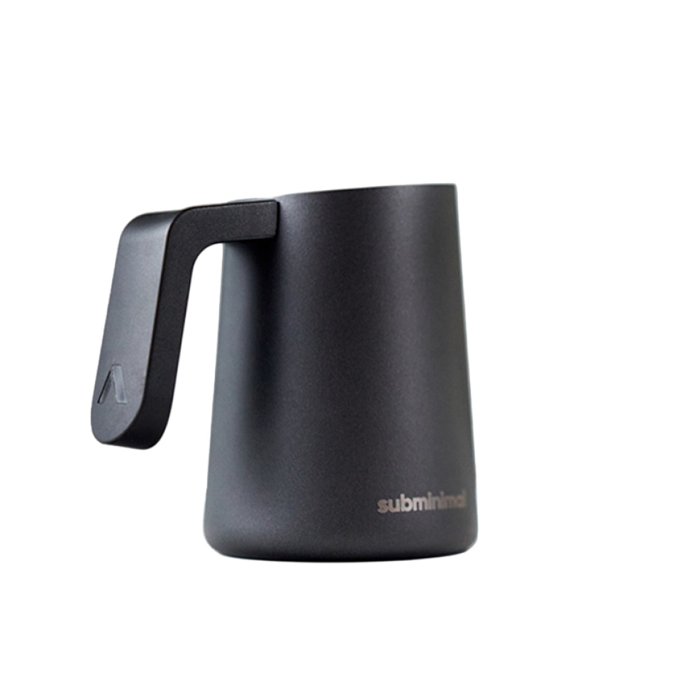 Subminimal FlowTip melkkan met handvat, zwart in de groep Thee & Koffie / Koffie accessoires / Overige accessoires bij The Kitchen Lab (2307-35940)